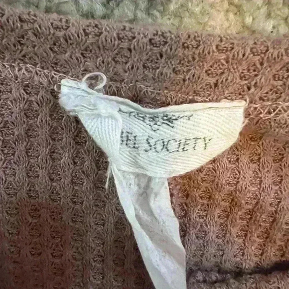 Rebel Society Large Top - Picture 3 of 3